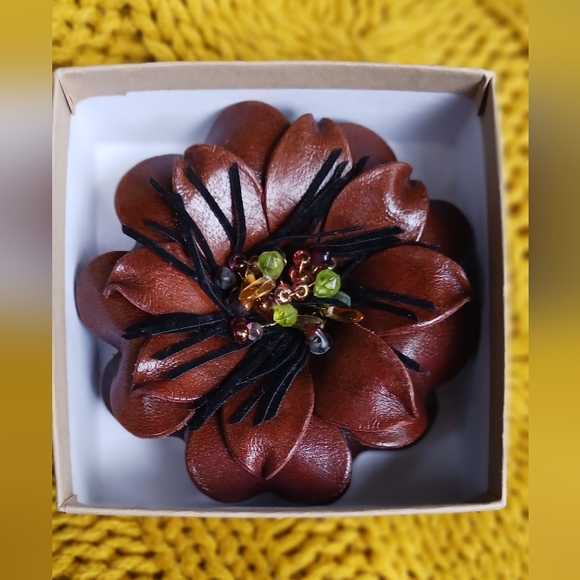 Genuine Brown Leather Green bids Camellia Brooch Flower Pin - Picture 7 of 7